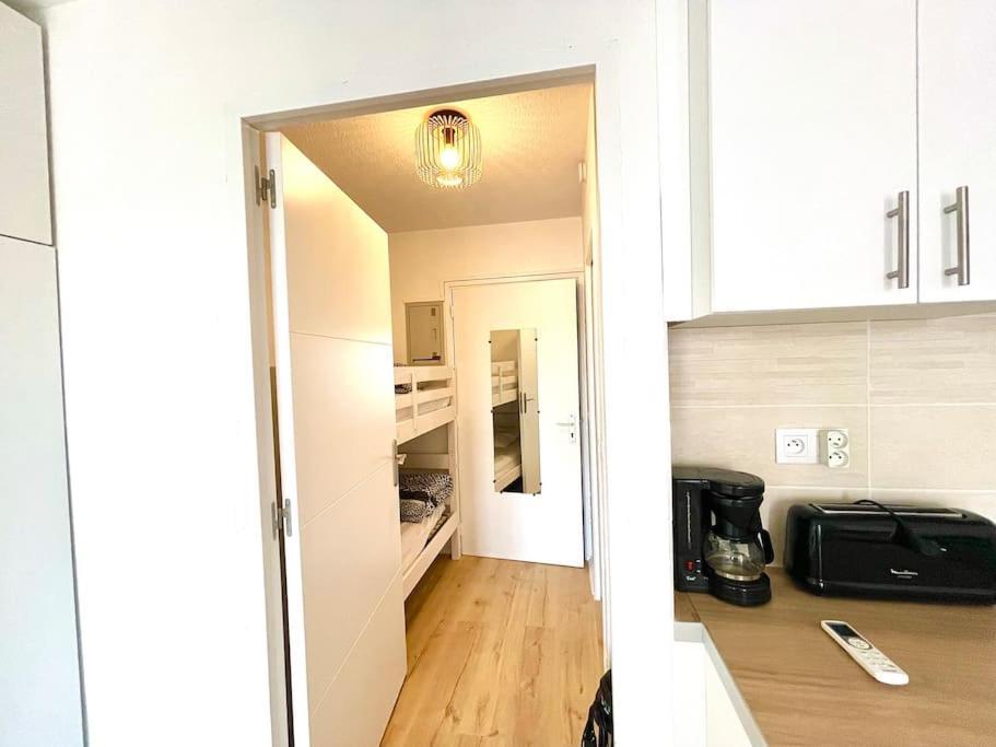 Caporizon-Baillenia-T1 Vue Montagne - Piscine St Jean De Luz Apartment Сен Жан дьо Луз Екстериор снимка