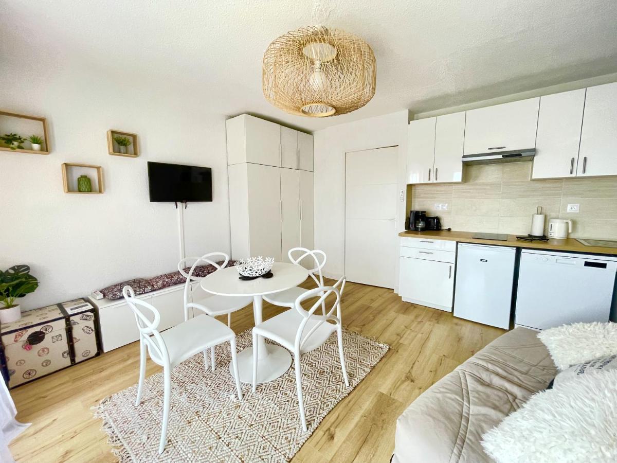 Caporizon-Baillenia-T1 Vue Montagne - Piscine St Jean De Luz Apartment Сен Жан дьо Луз Екстериор снимка